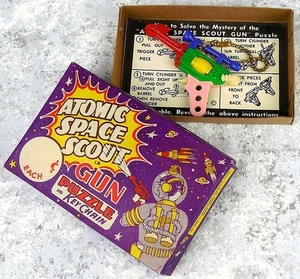 Atomic Space Scout take-apart keychain puzzle Champion Plastics + repro box - Picture 1 of 5