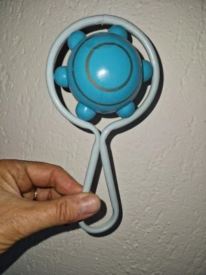 Hochet celluloïd 1940 JOUET ANCIEN n°2 de 6 - Photo 1/4