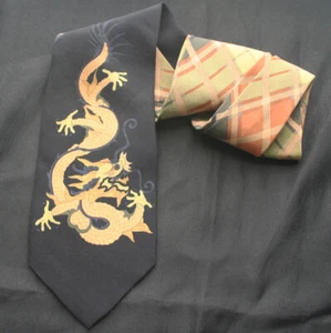Vintage BYBLOS Dragon & Plaid Print Silk Crepe Tie - Picture 1 of 4