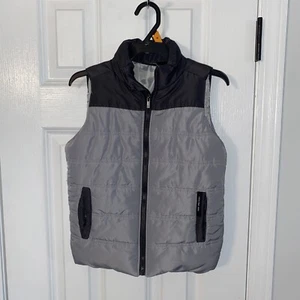 Calvin Klein Zip Puffer Vest Youth Boys Size 5 Front Pockets Black & Gray Kids - Picture 1 of 4