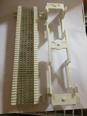 Siemon Punch Down Block 50 Pair P/N 66MI-50 with Bracket MINT CONDITION - Image 1 of 4