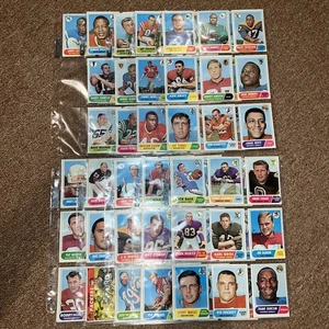 85x Vintage Topps 1968 NFL FOOTBALL Cards Lot No Duplicates Great Condition - Picture 1 of 21