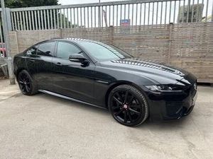 2020 Jaguar XE 2.0 D180 R-Dynamic SE Saloon 4dr Diesel Auto AWD Euro 6 (s/s) (18 - Picture 1 of 24