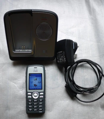 Cisco 7925G Wireless IP Phone with Genuine Cisco Charger, Power Plug, Battery - Image 1 of 4