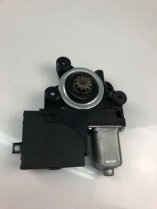 FORD KUGA II DM2 Fensterhebermotor vorne rechts 979039100 23833182 - Picture 1 of 4