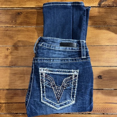Vigoss Jeans Women's 2 (Fits 28x32) Blue Denim Embellished Embroidered Pockets - Image 1 of 4