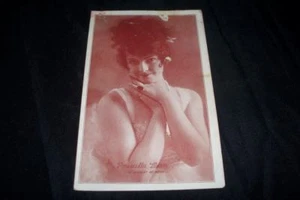 Postal vintage de 1920 Priscilla Dean Wildcat París - Imagen 1 de 1