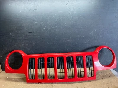 Jeep Liberty 2002 2003 2004 parrilla de plástico N5748 PS Foto 1 de 4