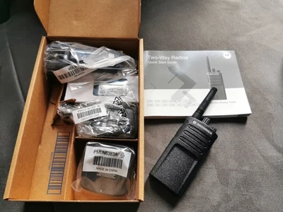 Motorola PMR Handfunkgerät XT-420 mit Lautsprechermikro und orginal Zubehör, OVP - Bild 1 von 4