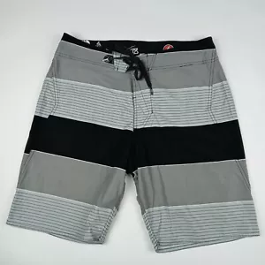 VOLCOM Board Shorts Unlined Swimming Trunks Men's Size 32 Back Pocket - Picture 1 of 8