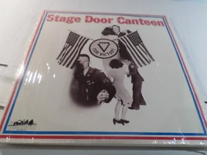 VARIOUS - STAGE DOOR CANTEEN 4x VINYL LP RECORD HEARTLAND MUSIC 1987 JAZZ- - Foto 1 di 2