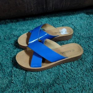 Soda Shoes Womens Sz. 10 Sandals Crisscross Strap Slides Blue Tan Open Toe - Picture 1 of 9