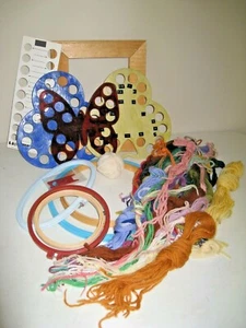 Mixed LOT Embroidery Hoops 10" 8" 6" 5" & 9"x 5" Yarn Holders Wood Frame + Yarns - Bild 1 von 9