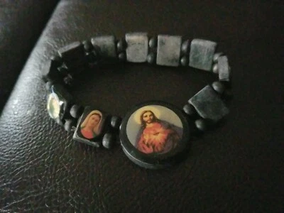Oval Religious Pictures Wood Stretch Bracelet Jesus Saints Angels - Image 1 of 4