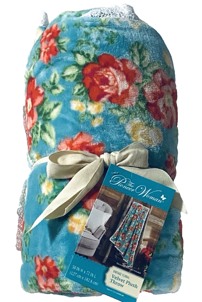 Pioneer Woman Vintage Floral Soft Velvet Plush Throw Crocheted Trim 50”x72”