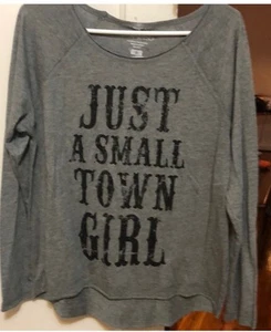 Women's T-Shirt Size Medium Long Sleeve Lightweight Top - Picture 1 of 3