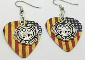 Pendientes púas para guitarra con dije escudo del departamento de bomberos - elige tu color - Imagen 1 de 20