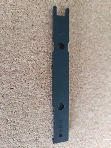 Lima 70 510107 Replacement Bogie Retaining Clip - Picture 1 of 3