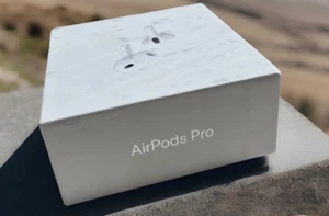 AirPods Pro 2nd Generation - Photo 1 sur 2