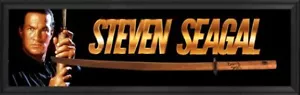 STEVEN SEAGAL HAND SIGNED FRAMED BOKKEN RED OAK SWORD UNDER SEIGE PHOTO PROOF - Picture 1 of 2