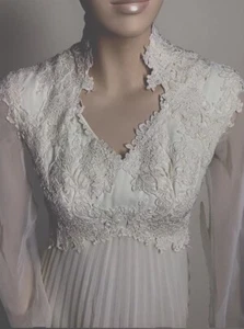 Vintage 1970s Y2K Wedding Gown Restored Handmade One of a kind Size 6 Beautiful - Picture 1 of 4