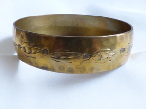 Brazalete de metal de latón hecho a mano de colección - Imagen 1 de 5