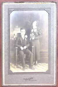 c1920 NEW ALBANY INDIANA THE RIDDLE STUDIO ATTRACTIVE COUPLE PHOTOGRAPH Z6640 - Picture 1 of 2