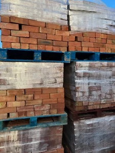 Reclaimed 3 Inch Stratford Pressed Bricks - Picture 1 of 5
