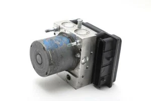 Bomba de freno antibloqueo Toyota Venza 2013-2016 - Imagen 1 de 3