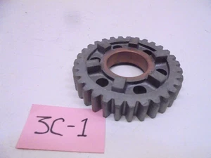 NOS YAMAHA DS7 R5 YDS7 YR5 5th PINION GEAR 278-17151-00 (3C-1) - Picture 1 of 4