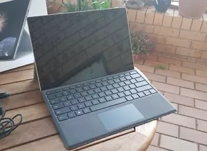 Microsoft Surface Pro 4 - Intel Core i7 - 256GB SSD - Ram 8 GB + Keyboard Win10 - Picture 1 of 2