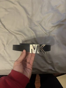 Michael Kors Reversible Belt - Picture 1 of 3