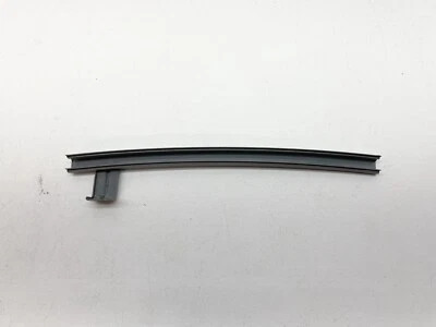 SUBARU FORESTER PUERTA DELANTERA DERECHA VENTANA CRISTAL MARCO CANAL QUIDE OEM 2019-2021 Foto 1 de 4