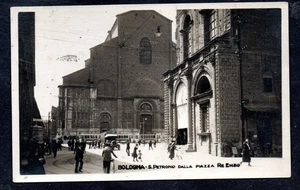 Cartolina Bologna S Petronio dalla Piazza Re Enzo ANIMATA (SN42) - Picture 1 of 2