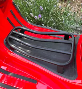 Gepäckträger für Durchstieg, schwarz glänzend für Vespa GTS, GT, GTV 125-300 - Bild 1 von 5