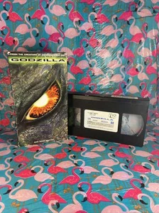 Godzilla (VHS, 1998 w/Raised graphic cover) Matthew Broderick Jean Reno - Imagen 1 de 6