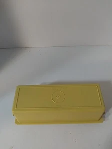 Vintage Tupperware Butter Dish Keeper Harvest Gold 636-11 Nostalgic - Picture 1 of 4