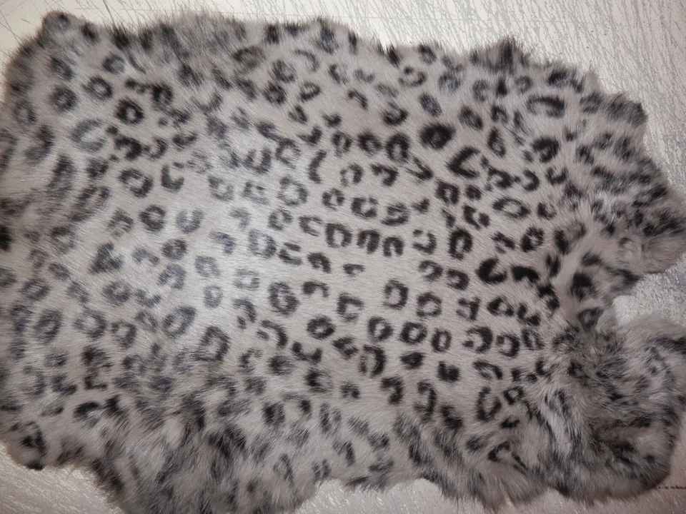 Piel de conejo de Bengala gris 10"x14" STENCILED piel artesanía #1623 Foto 1 de 1