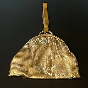 Vintage Whiting and Davis Gold tone Mesh Purse With Mesh Wrist Strap - Picture 1 of 16