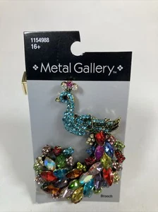 Peacock Brooch Pin Colorful  Rainbow Of  Rhinestones  2.75” Tall New On Card - Bild 1 von 6