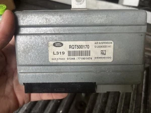 2005-2009 LAND ROVER LR3 AIR SUSPENSION COMPRESSOR PUMP CONTROL MODULE (HITACHI) - Foto 1 di 3