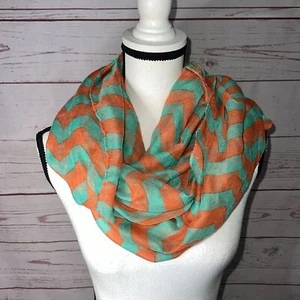 Damas Ligero Primavera Colores Albaricoque y Como Nuevo Chevron Infinity Bufanda - Imagen 1 de 4
