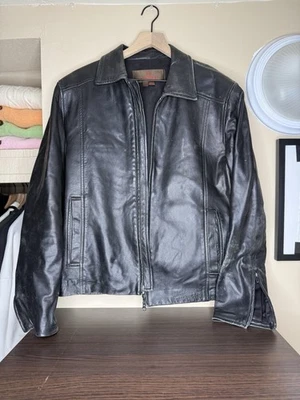 Chaqueta Danier M Negra 100% Cuero Motociclista Cremallera Completa Talla Mediana Foto 1 de 4
