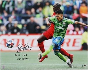 Raul Ruidiaz Seattle Sounders Signed 16x20 2019 MLS Cup Goal Photo w/Champ Insc - Picture 1 of 1