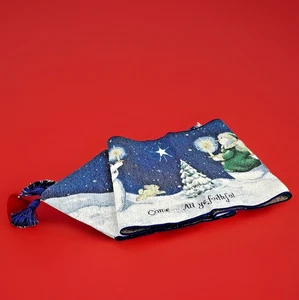 Christmas TAPESRTY TABLE RUNNER Come All Ye Faithful Snowmen Star Trees Animals - Picture 1 of 7