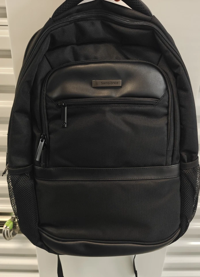 Mochila para portátil Samsonite 15,6 negra Foto 1 de 4