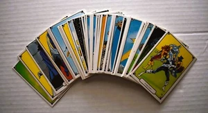 Lote de 40 cartas diferentes de imágenes de cómic de Heroic Origins 1988 casi nuevo/como nuevo - Imagen 1 de 5