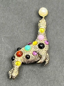 Seal Brooch Colorful Stones Balancing Pearl Nose Gold tone animals - Picture 1 of 12