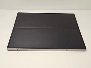 COMO NUEVO Samsung Galaxy Z Fold 6 SM-F956U - 256 GB - Silver Shadow (Desbloqueado) (AT&T) - Imagen 1 de 22