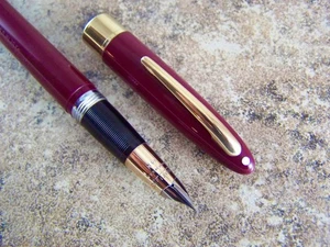 Vintage 1952 Sheaffer Valiant Gold Snorkel Fountain Pen, 14K F Nib. Restored - Picture 1 of 8
